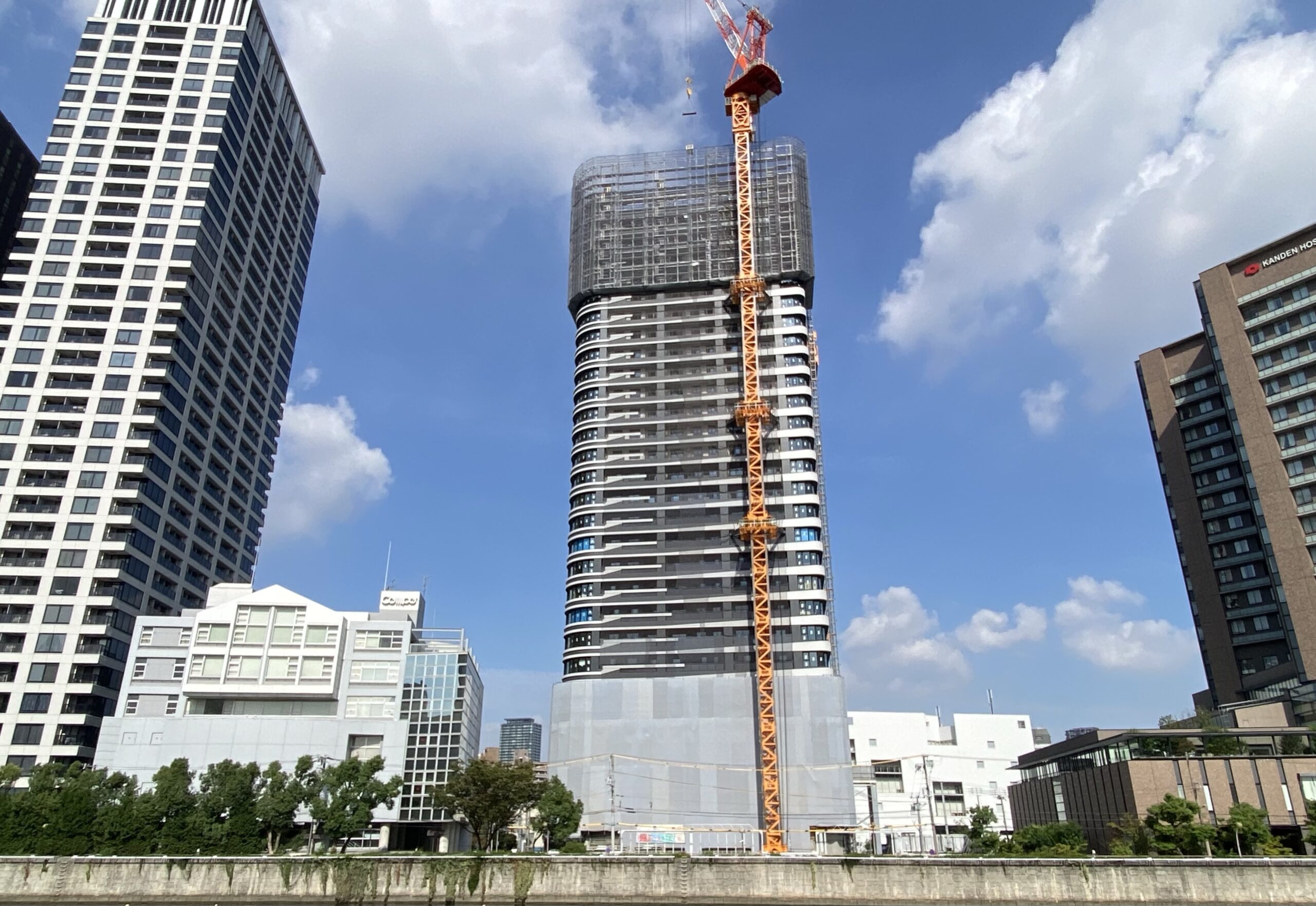 視認性抜群！堂島川沿いの高さ168mのタワーマンション再開発！シ